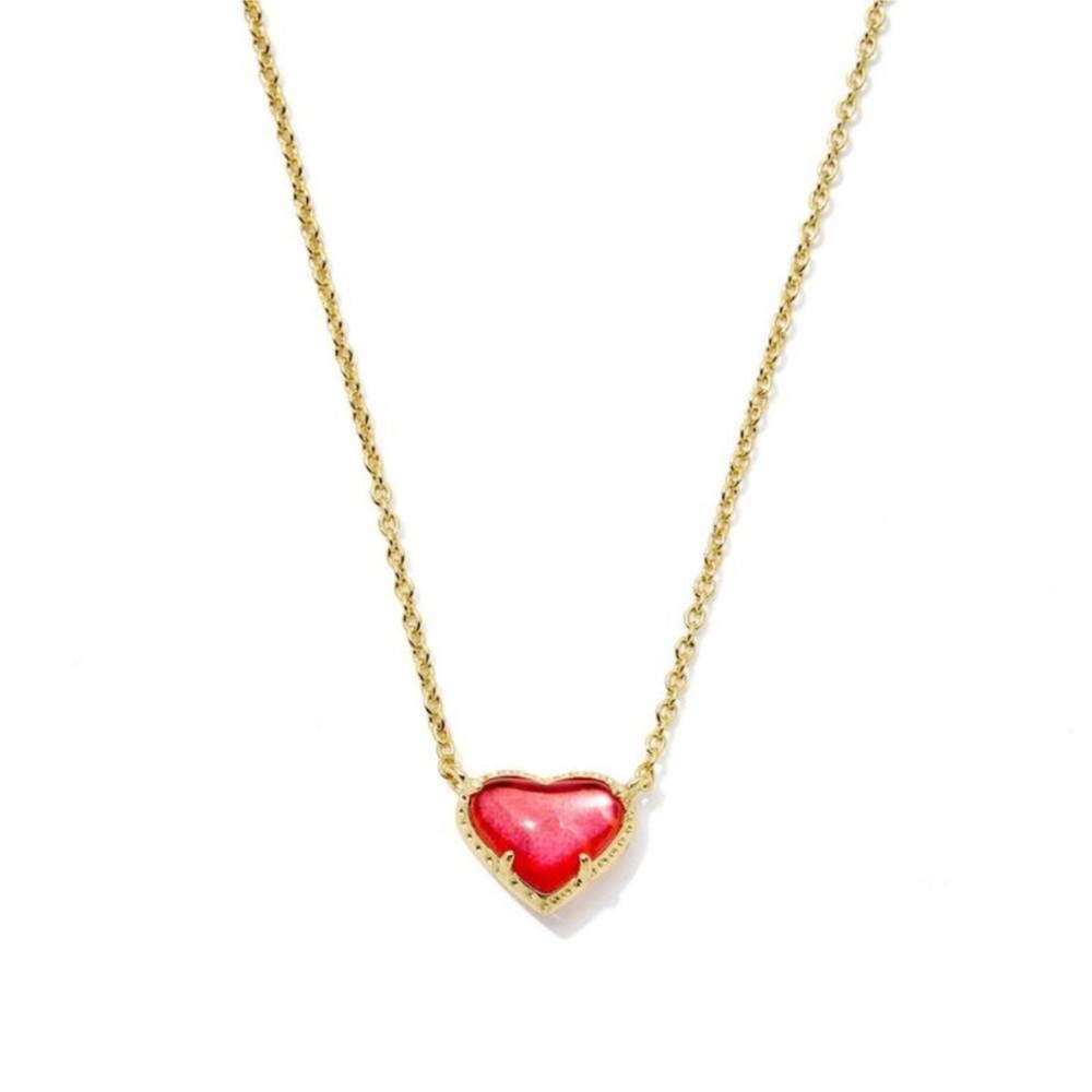 Kendra Scott - Anna
Pendant Necklace - Ro Rose heart necklace